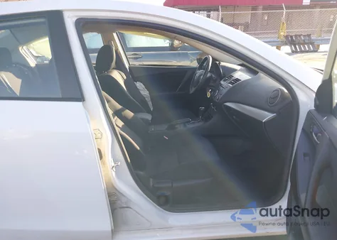 2012 Mazda Mazda3 I Touring z USA, uszkodzony, nr VIN JM1BL1V73C1700718